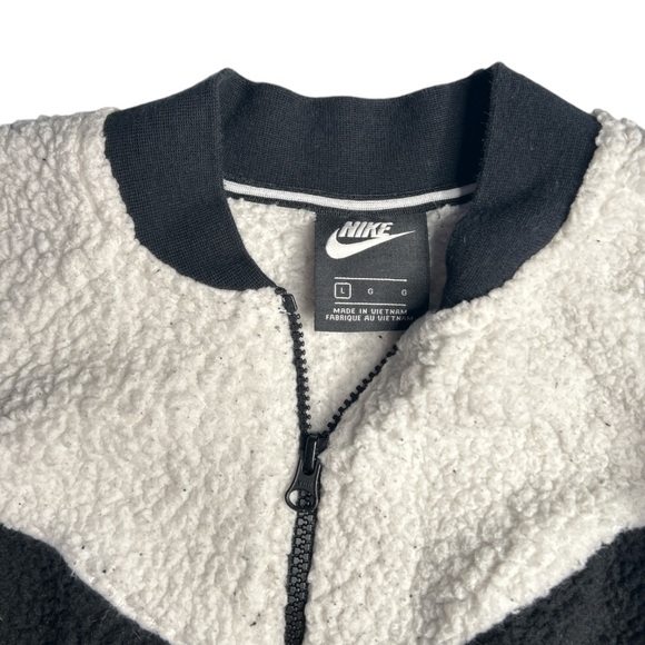 Nike Sherpa Jacket - Picture 3 of 5